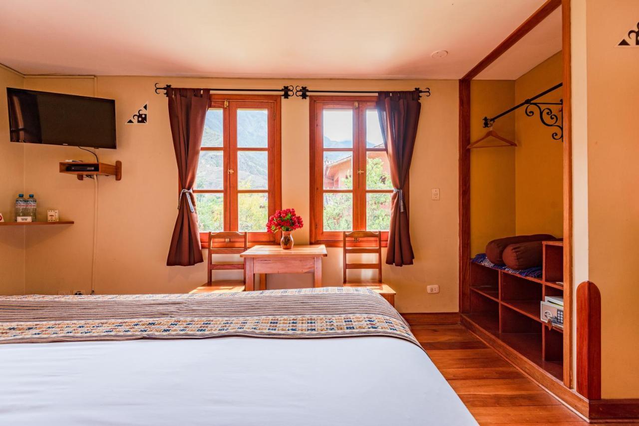 Hotel Pakaritampu Ollantaytambo Exterior foto
